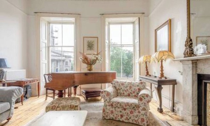 Bonnington House | Central Claremont Townhouse
