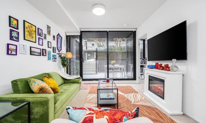 Abbotsford Apartment | Central Cosy Private Hideaway in Richmond