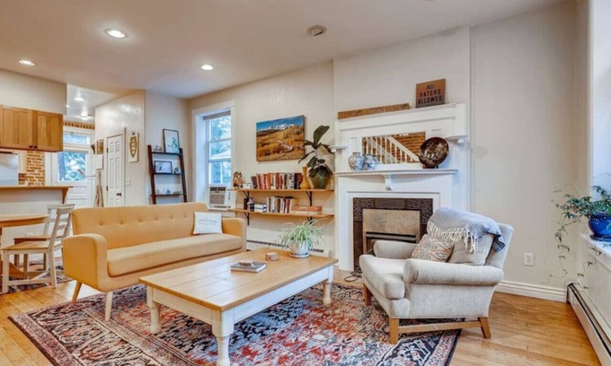 San Rafael House | Central Denver Townhome I Historic Neighborhood