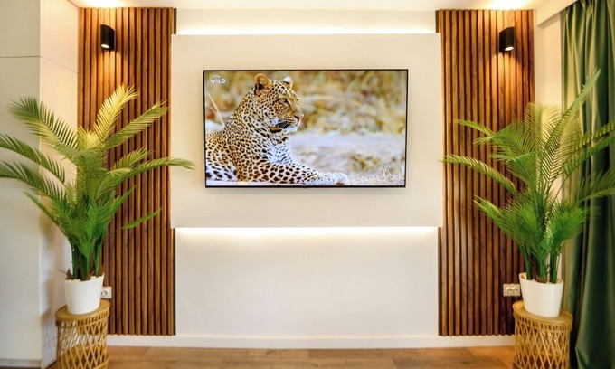 Bucharest City-Centre Apartment | Central Green Oasis 2BR Ultracentral Apt AC