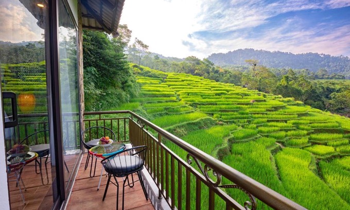 Pu Long Nature Reserve Hotel | Central hills Puluong resort