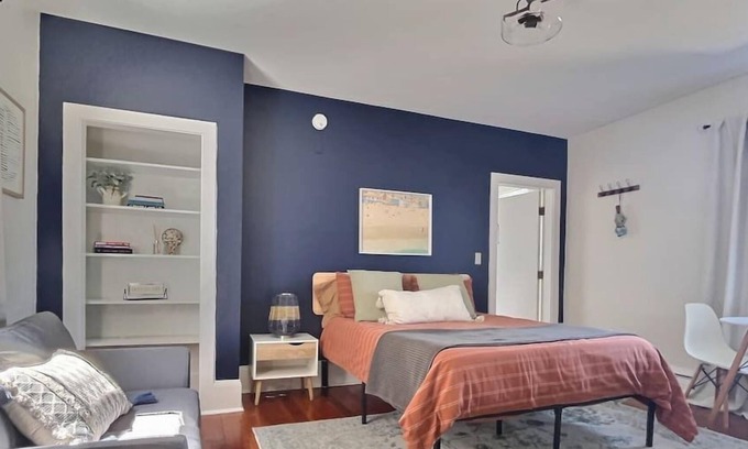 East Bayside Apartment | Central-Locale Studio in Vibrant Portland Maine!