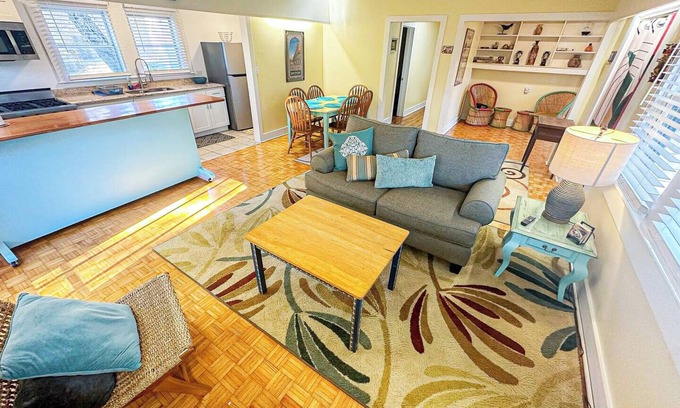 Long Beach House | Central Location Beach Access BBQ Patio Cottage