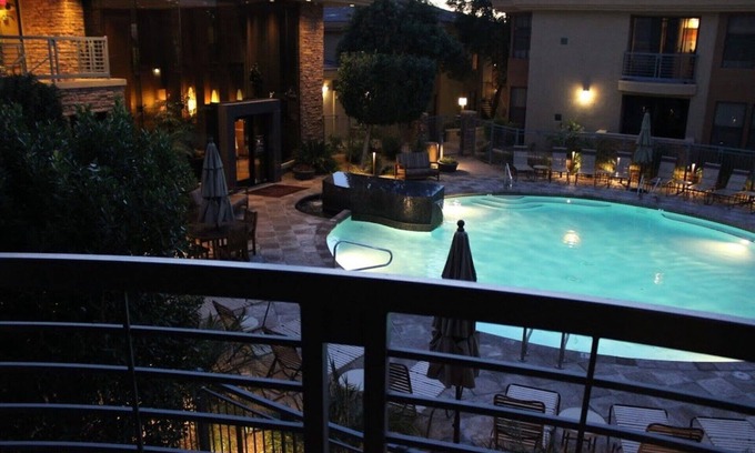 Desert View Village Condo | Central Location poolside condo in N. Scottsdale