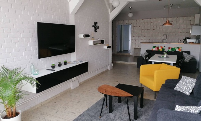 Ueckermuende Apartment | Central Loft Apartment