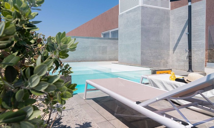 Birkirkara Apartment | ★ Central LUX Apartment w/HEATED POOL & terrace ➞