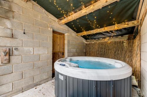 Malham House | Central Malham Wellbeing Escape, 1-bed cottage with yoga studio