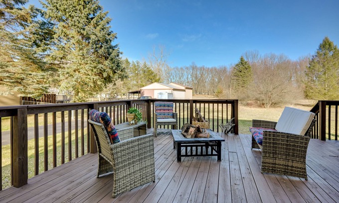 Clio Apartment | Central Michigan Vacation Rental Near Frankenmuth!