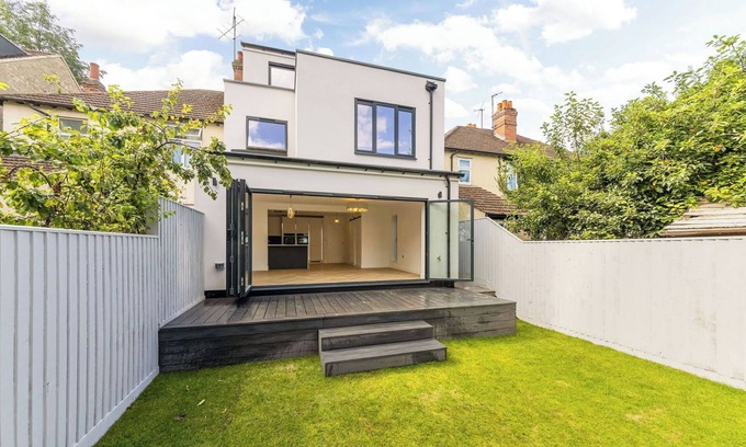 Oxford House | Central Oxford Townhouse