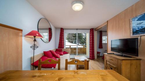 Allos Apartment | Central Park N318 - 2P6C