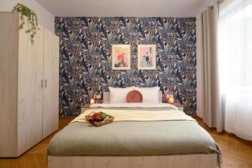 Bucharest City-Centre Apartment | Central Retreat - Modern Accommodation on Magheru Blvd