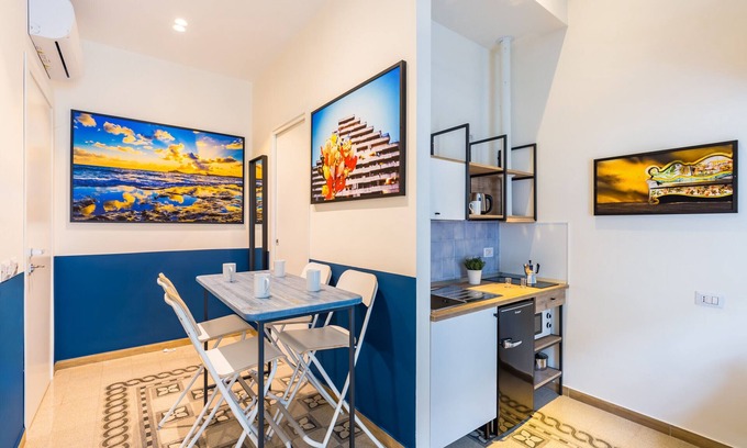 Vasto Apartment | Central Station - Apartments & Suites - Pozzuoli