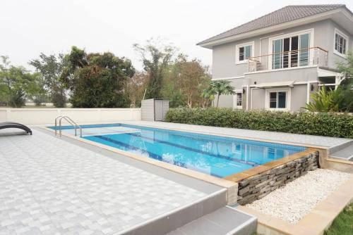 San Pu Loei Villa | Central Villa