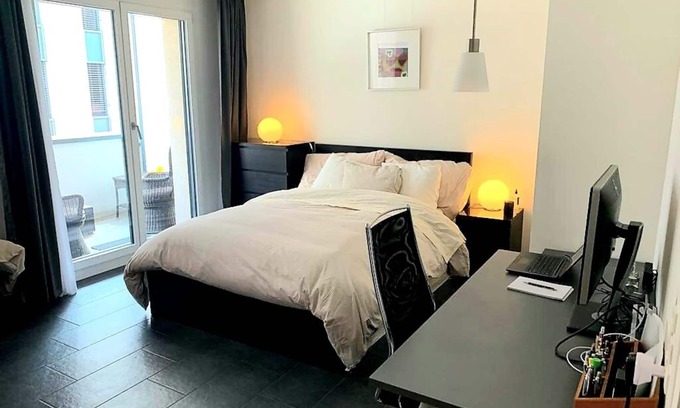 Gewerbeschule House | Central Zurich Apartment