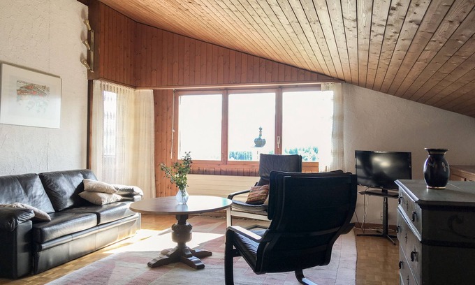 Flims Apartment | Centrally located 3.5 room apartment with a panoramic view