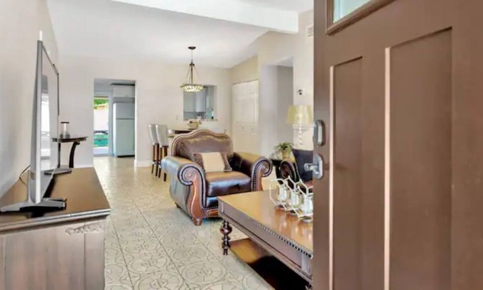 Pinecrest West Park House | Centrally located and Updated 4 Bedroom Home w/ Foosball Table