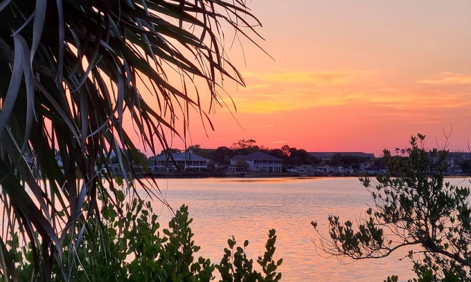 Port Richey House | Centrally located quiet neighborhood, private pool, near restaurants & parks.