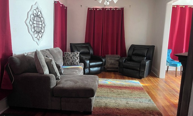 Valentine House | Centrally located spacious house in Valentine, 4 bedrooms, 5 beds, sleeps 8