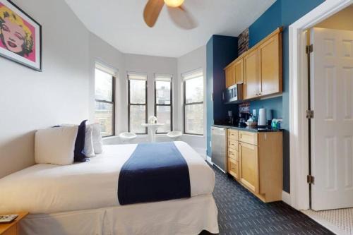 Columbus Apartment | Centrally located Studio in the SouthEnd, #25