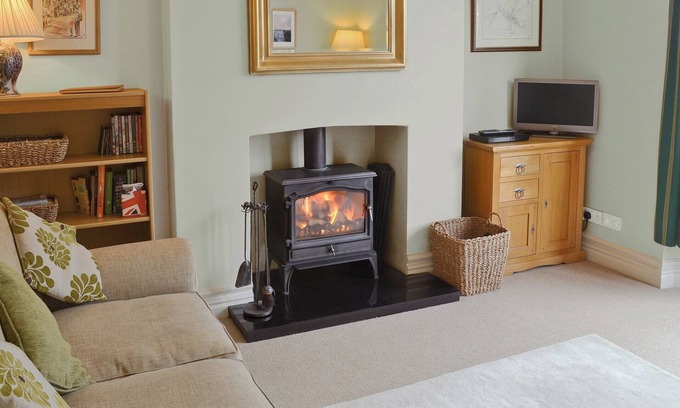 Pickering Cottage | Centrally located within easy reach of the town centre of Pickering.