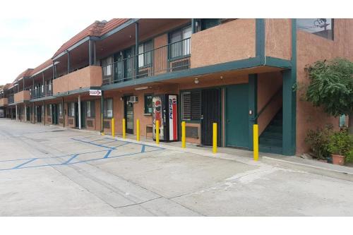 Buena Park Hotel | Century Motel Buena Park Anaheim CA 91