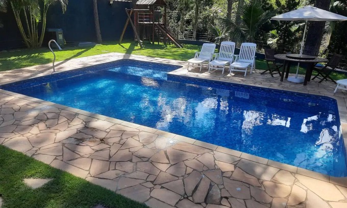 Morro Grande House | Chácara c/Piscina Aquecida e Wi-fi -próx de Arujá