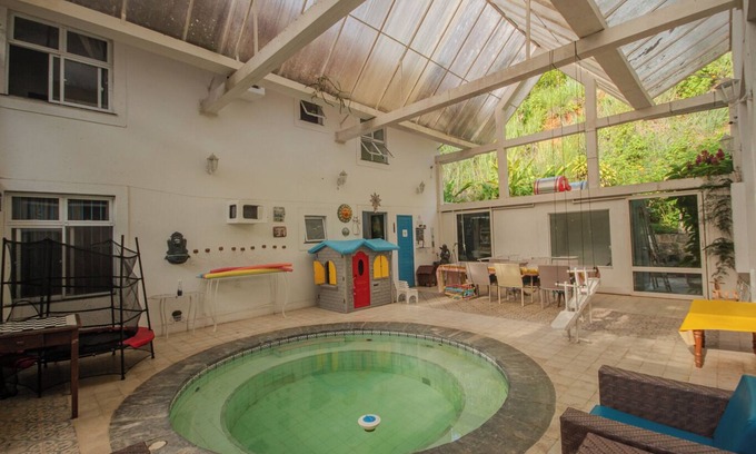 Guaramiranga Ski Chalet | Chácara completa c/Wifi, piscina, sauna, churrasq