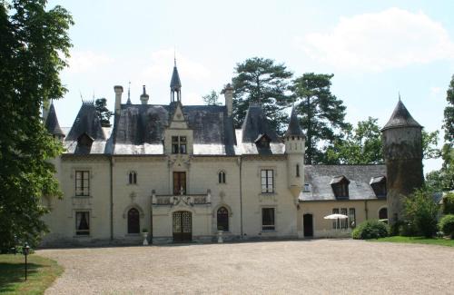Vivy Bed & Breakfast | Château de Nazé Vivy-Saumur