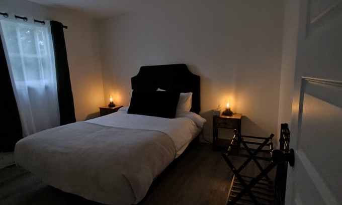 Saint-Gabriel-de-Valcartier Ski Chalet | Chalet confort/fireplace, 4 min from Valcartier
