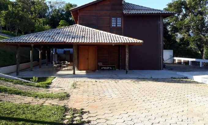 Joanopolis House | Chácara Beira Represa 3 bedrooms with private pier