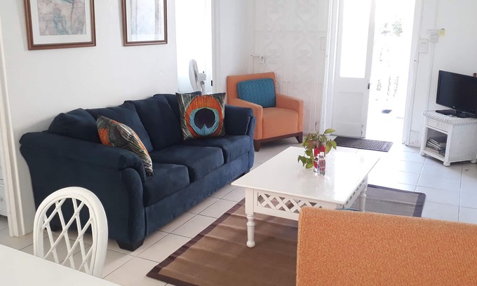 West Coast House | CHADVILLE BARBADOS Maxwell Coast Road, Christ Church