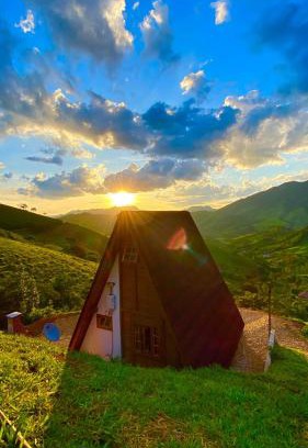 Delfim Moreira Ski Chalet | Chalé Cachoeira do Túnel- Linda vista da Serra da Mantiqueira