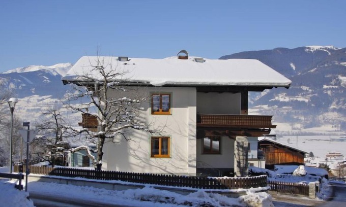 Kaprun House | Chalet Alpin by Interhome