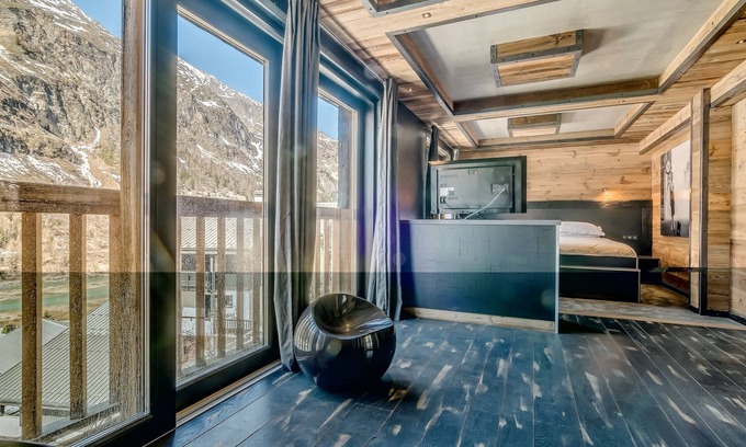 Les Brevieres Ski Chalet | Chalet Carte Blanche - Babylon