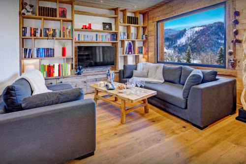 La Clusaz Ski Chalet | Chalet Charmar - OVO Network
