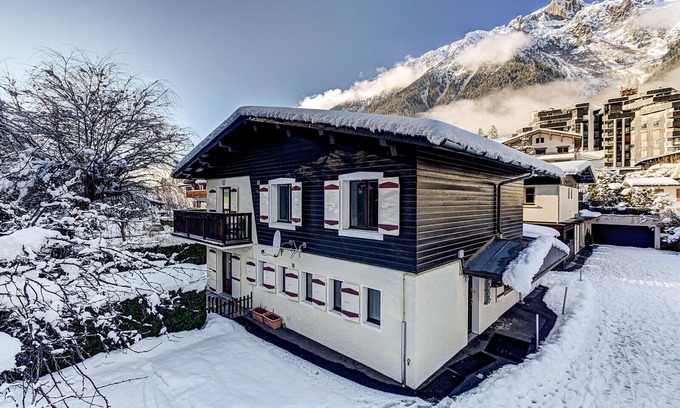 Chamonix City Centre Ski Chalet | Chalet Chintalaya, Chamonix