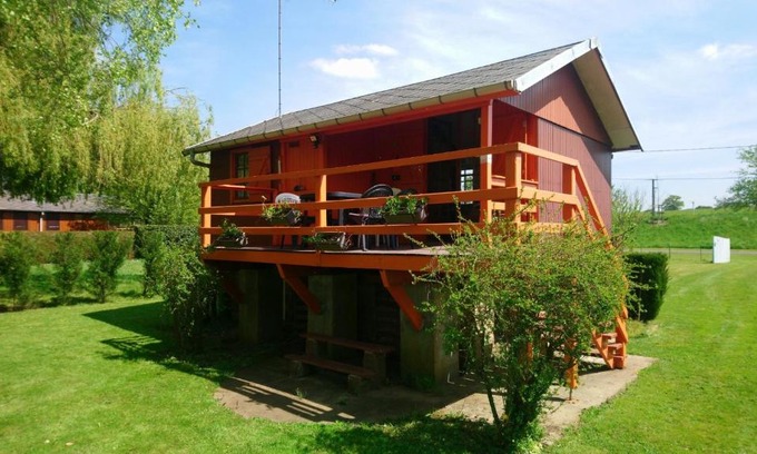 Noyen-sur-Sarthe Ski Chalet | Chalet de l'amitié
