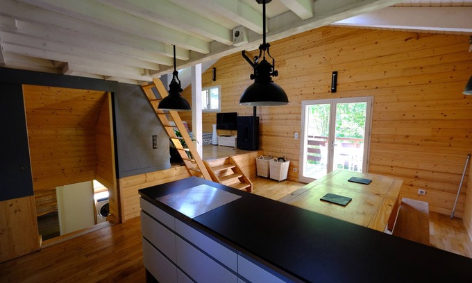 Lans-en-Vercors Ski Chalet | Chalet des bruyeres charming chalet in the woods