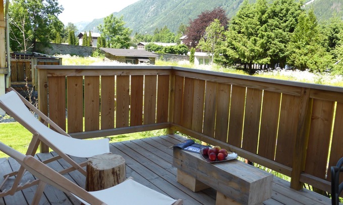 Chamonix City Centre Ski Chalet | Chalet in a quiet location 5 minutes' walk from the town center 5 bedrooms 3 bathrooms/SDB