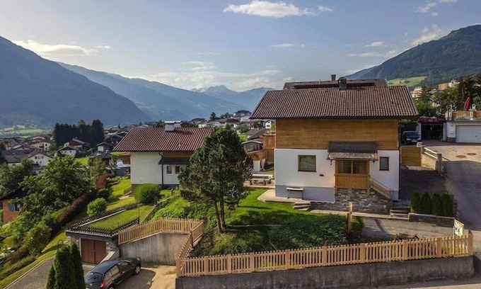 Fuegen House | Chalet in Fügen near Spieljoch Ski Lift