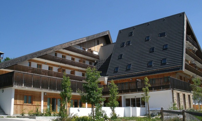 Gresse-en-Vercors Apartment | Chalet in Gresse-en-Vercors near Nature Park