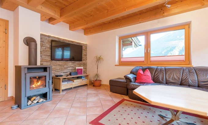 Oberkrimml Ski Chalet | Chalet in Krimml near Europe's Highest Waterfall