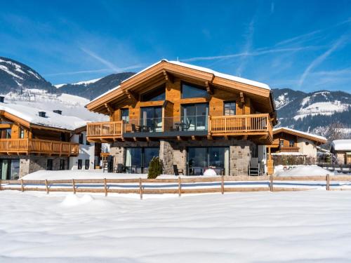 Lengdorf House | Chalet in Niedernsill near Ski Slopes