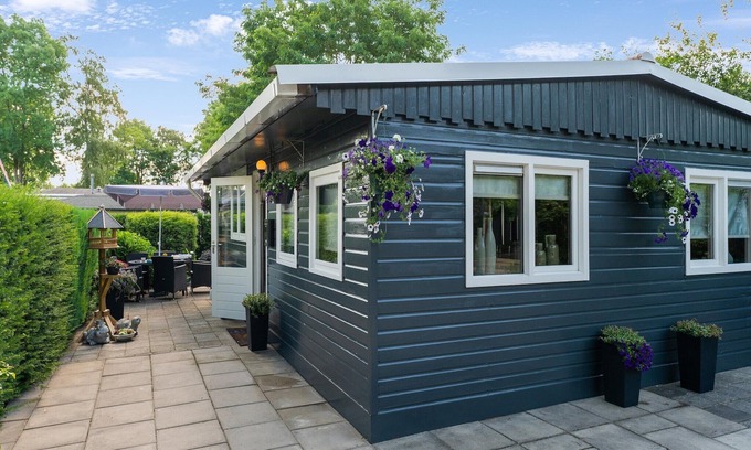 Reutum House | Chalet in Reutum by Almelo Nordhorn Canal