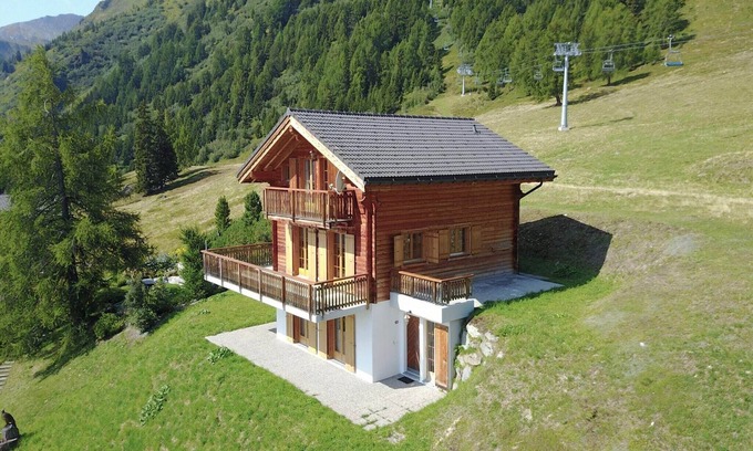 Vex Ski Chalet | Chalet in Swiss Alps with Ski-In/Ski-Out