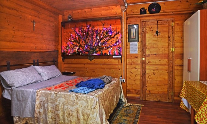 Rogliano Ski Chalet | Chalet in the woods of 16 sqm + services, immersed in the greenery of the Bocchineri Estate.