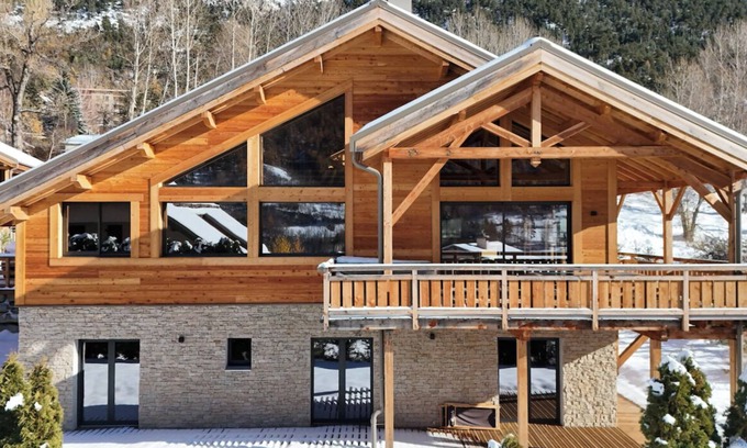 Forville Ski Chalet | Chalet Luxe & Spa, Black Stone, Serre Chevalier