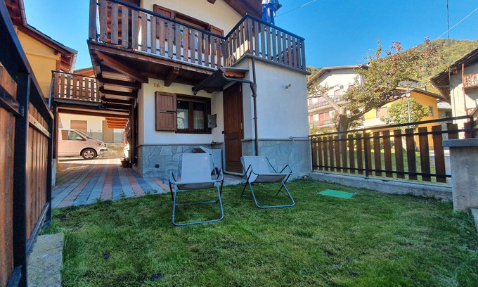 Quincod Ski Chalet | Chalet 'Maison Du Coeur - Bien-être' with Mountain View, Private Terrace and Wi-Fi