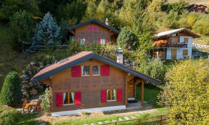 Mayens-de-Riddes Ski Chalet | Chalet Mar'Mot - Four Bedroom Chalet, Sleeps 8