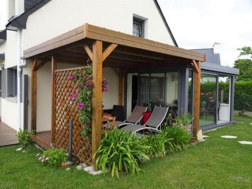 Pleherel-Plage-Vieux-Bourg House | Chalet near Cap Frehel with Coastal Views